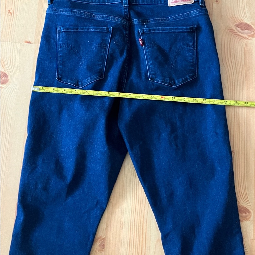 Women’s Levi Strauss Blue Jeans Capri’s Size 10 - Picture 8 of 15